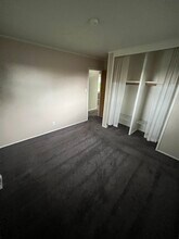 1148 Clifton St NE in Cedar Rapids, IA - Foto de edificio - Building Photo