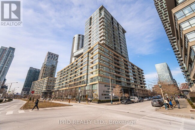 10-510 Capreol Ct