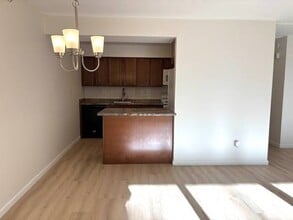21 Swatling Rd in Latham, NY - Building Photo - Building Photo