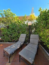 7440 Harding Ave in Miami Beach, FL - Building Photo - Building Photo