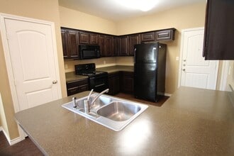 19392 King Ranch Dr in Flint, TX - Building Photo - Building Photo