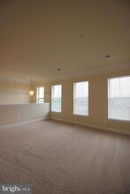 23802 Catawba Hill Dr in Clarksburg, MD - Building Photo - Building Photo