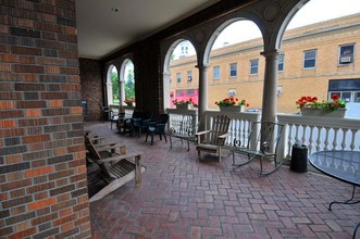 The Androy Apartments in Hibbing, MN - Foto de edificio - Building Photo