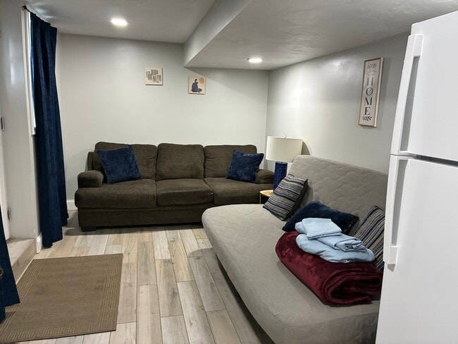 89 Britton Ave, Unit First floor in Stoughton, MA - Building Photo - Building Photo