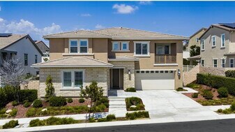 32448 Toyon Rd in Temecula, CA - Building Photo