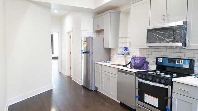 2169 N Milwaukee Ave in Chicago, IL - Building Photo - Building Photo