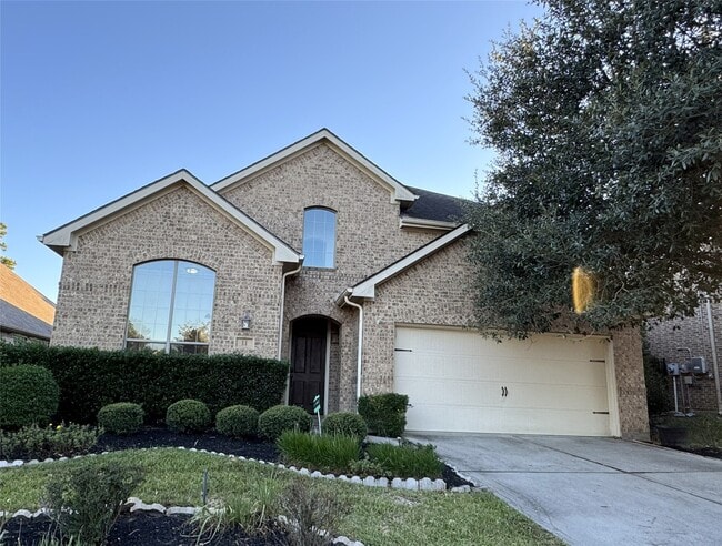 property at 11 Vershire Cir