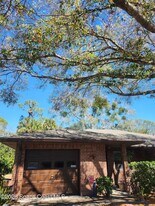 2824 Coleman Ct in Melbourne Village, FL - Building Photo