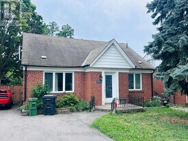 673 Glengrove Ave W in Toronto, ON - Building Photo