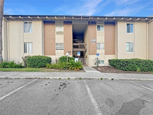 626 Orange Dr in Altamonte Springs, FL - Building Photo - Building Photo