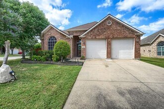 2860 Prado in Grand Prairie, TX - Building Photo - Building Photo