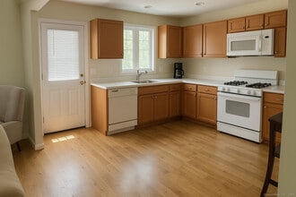 53 Suburban Ave in Bridgeport, CT - Building Photo - Building Photo