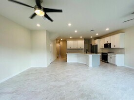 8208 Tailshot Ct in Greenacres, FL - Building Photo