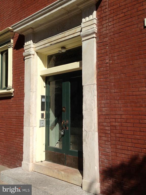 1836 Delancey St in Philadelphia, PA - Building Photo - Building Photo