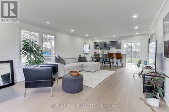 127 Woodfield Dr in Georgina, ON - Building Photo - Building Photo