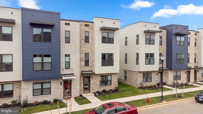property at 421 Carroll Walk Ave