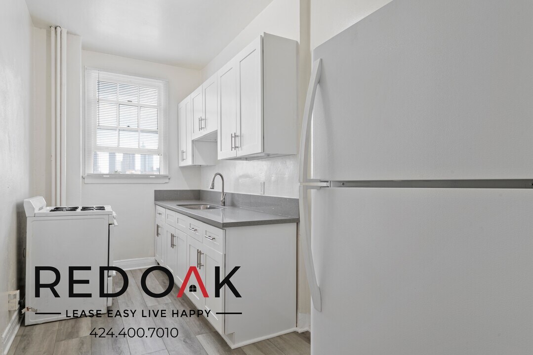 2505 W 6th St in Los Angeles, CA - Building Photo