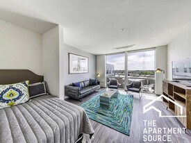 2340 N California Ave, Unit 218 in Chicago, IL - Building Photo