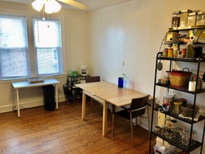 5031 N Harding Ave in Chicago, IL - Building Photo - Building Photo
