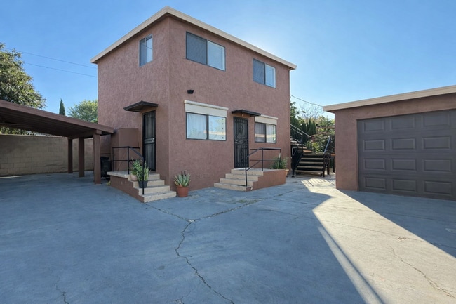 property at 2442 1/2 Pomeroy Ave