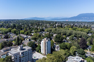 Chelsea Court in Vancouver, BC - Building Photo - Building Photo