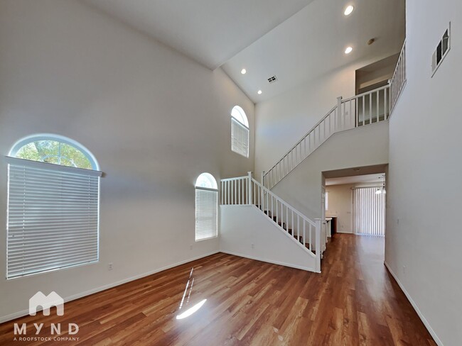 309 Point Loma Ave in North Las Vegas, NV - Building Photo - Building Photo