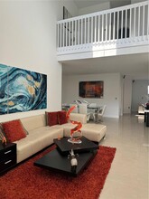8162 NW 114th Pl in Medley, FL - Building Photo - Building Photo