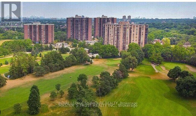 236 Albion Rd in Toronto, ON - Building Photo - Building Photo