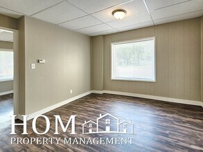804 N Broad St, Unit 1 in Mankato, MN - Building Photo - Building Photo