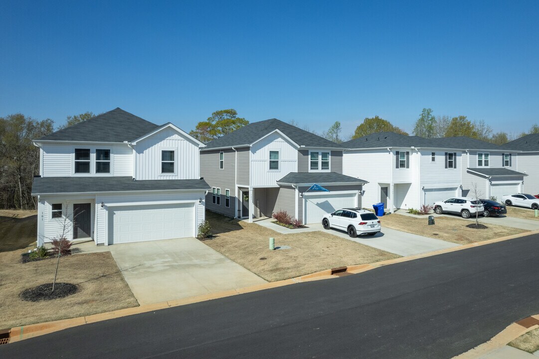 Brookmont Townes in Fountain Inn, SC - Building Photo