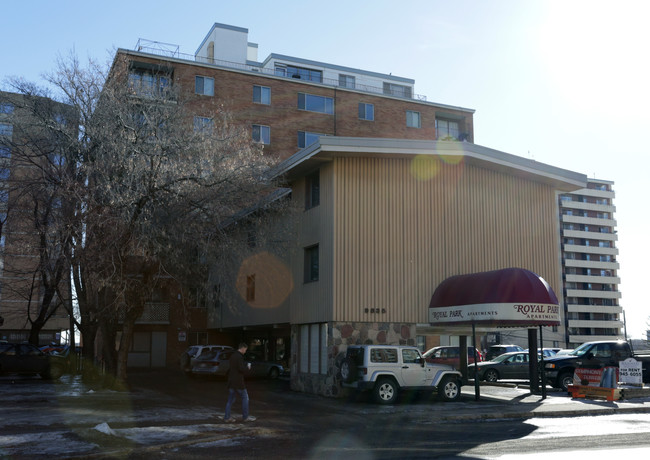 Downtown Edmonton Apartments in Edmonton, AB - Building Photo - Building Photo