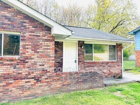 4606 Norcross Rd in Chattanooga, TN - Building Photo