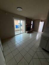 2905 Beachcomber Dr, Unit B in El Paso, TX - Building Photo - Building Photo