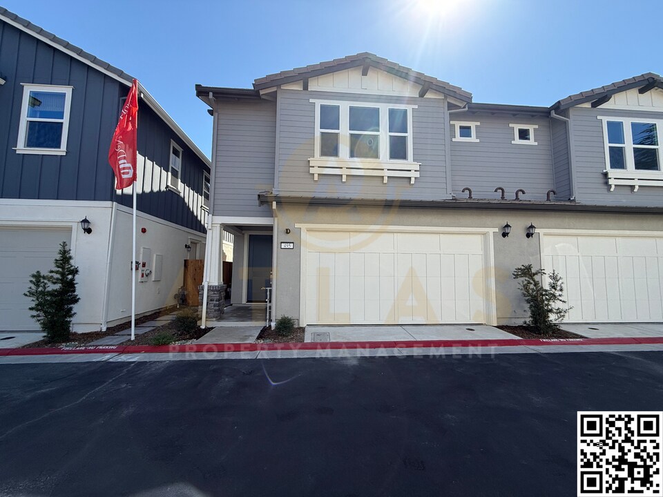 495 Fortuni Ct in Sonoma, CA - Building Photo