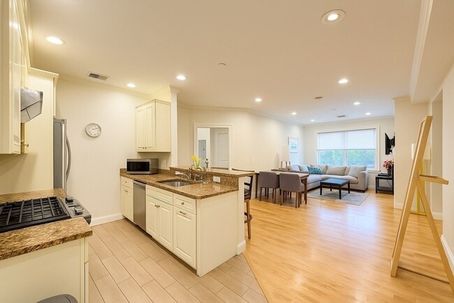 property at 463 Rutherford Ave