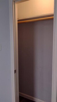 2512 Oakcliff St photo'