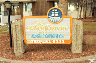 The Mayflower Apartments in Edmonton, AB - Building Photo - Building Photo