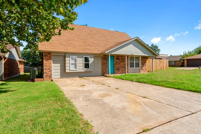 property at 5520 Evanbrook Terrace