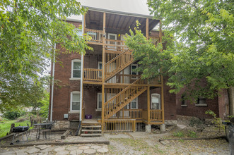 2708-2710 Holmes St in Kansas City, MO - Building Photo - Other