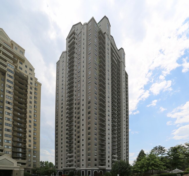 The Eva in Sandy Springs, GA - Foto de edificio - Building Photo