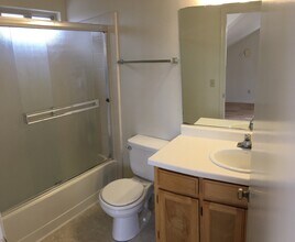 237 Lighthouse Ave in Monterey, CA - Building Photo - Building Photo