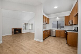 27065 Camino De Estrella in Dana Point, CA - Building Photo