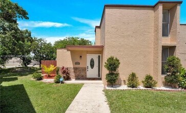 20010 SW 123rd Dr in Miami, FL - Building Photo - Building Photo