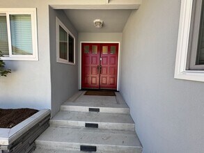 3470 Claremore Ave in Long Beach, CA - Building Photo - Building Photo