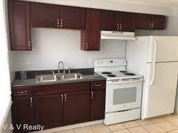 1125 Vine St in Liverpool, NY - Building Photo - Building Photo