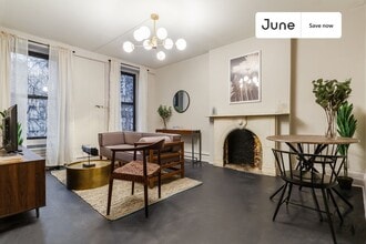 334 W 46th St in New York, NY - Foto de edificio - Building Photo