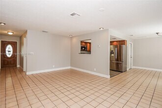 3406 Ave Villandry in Delray Beach, FL - Building Photo - Building Photo