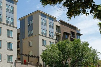 Providence Place Apartments in Salt Lake City, UT - Foto de edificio - Building Photo