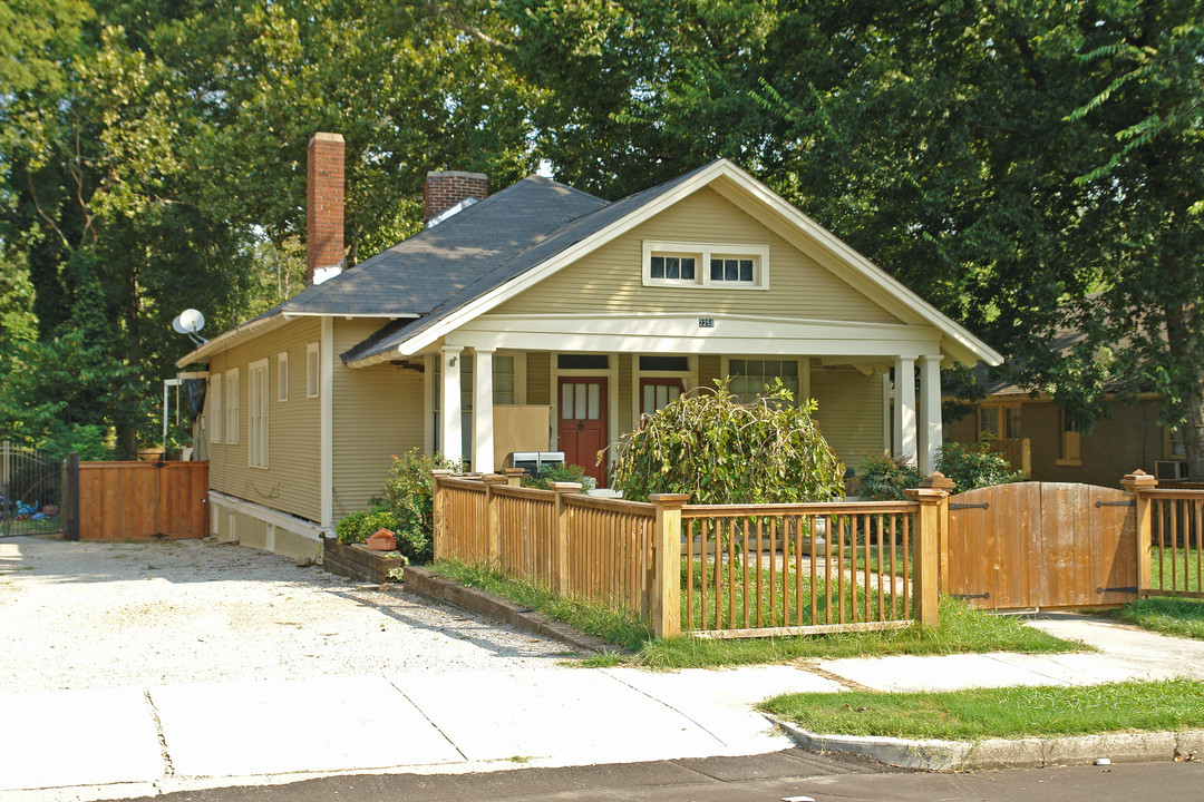 2258 Monroe Ave in Memphis, TN - Building Photo