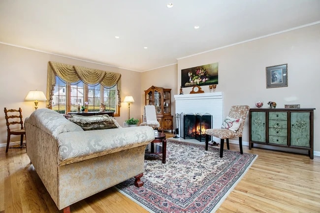 4 York St in White Plains, NY - Building Photo - Building Photo
